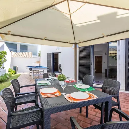 Vivenda Miramar Villa
