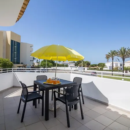 Vivenda Miramar Villa *