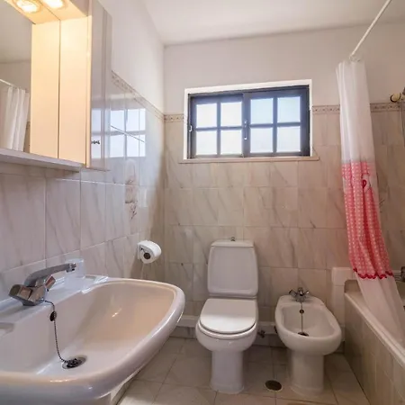 Vivenda Miramar Villa *